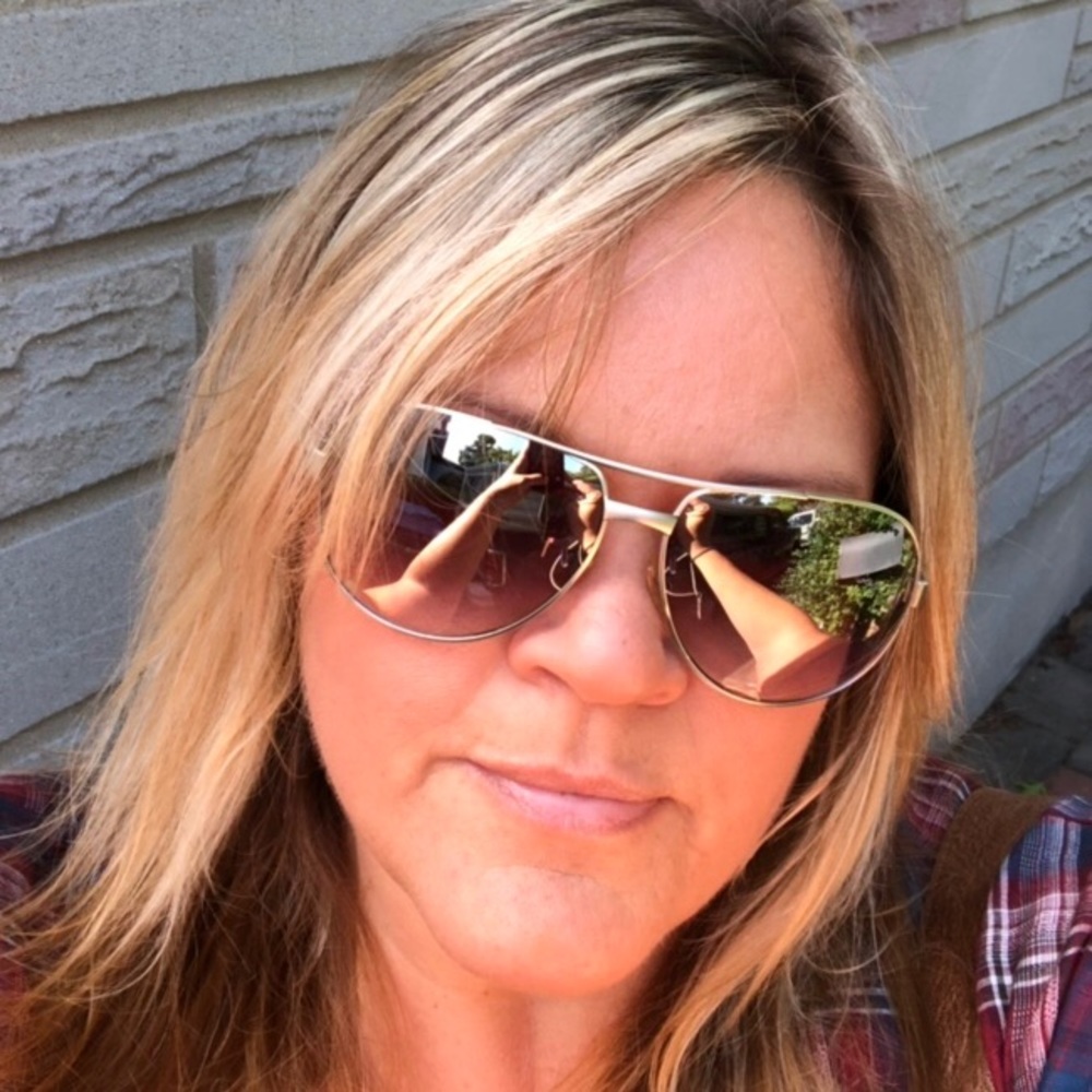 Meet your Posher, Jenn